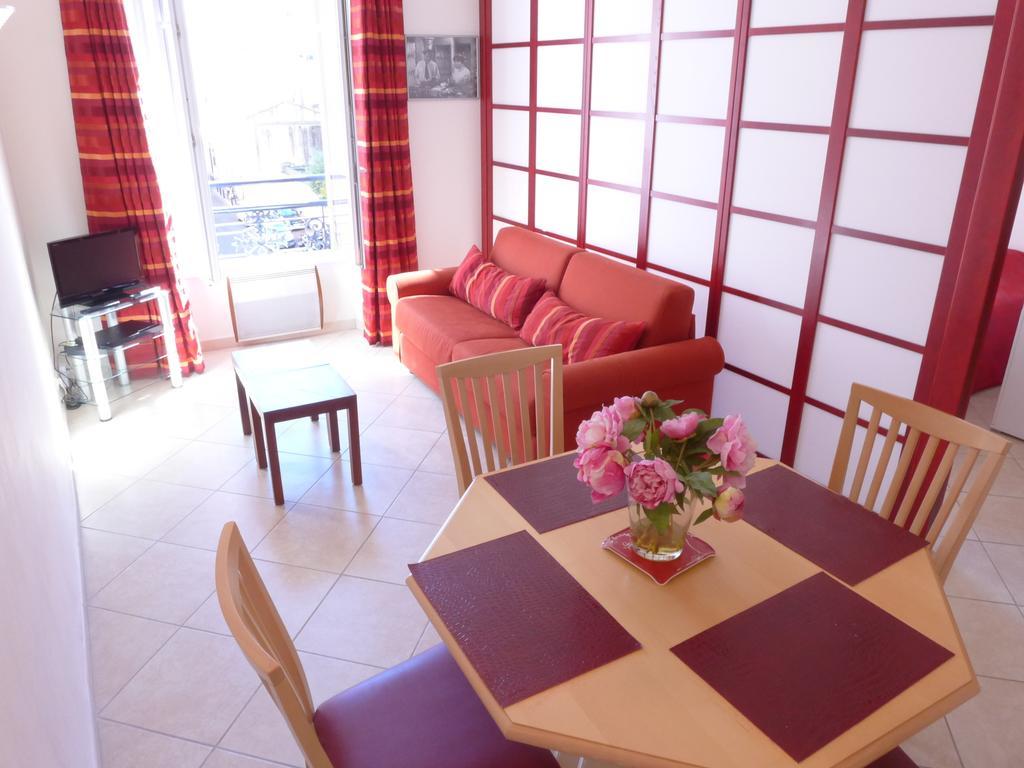 1 Bedroom Etats Unis-croisette 50 Meters From The Croisette 250 Apartamento